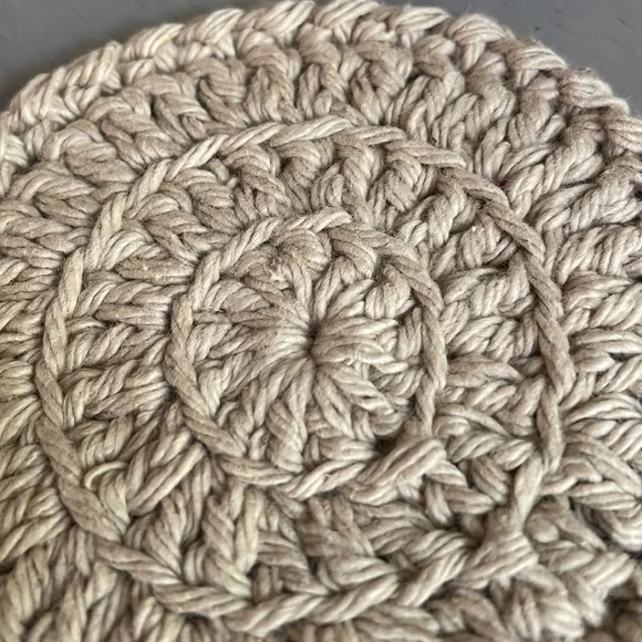 4 Crochet Coasters Handmade - 100% Cotton - Handmade by Seller - Picture 4 of 6